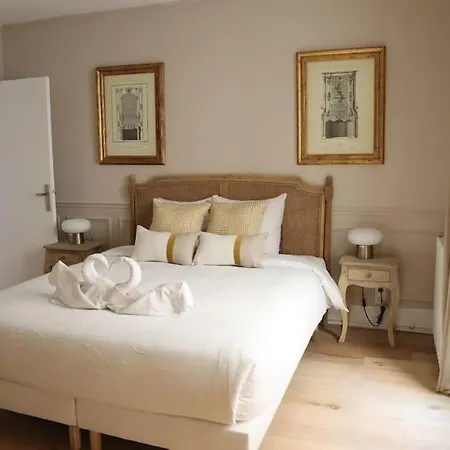 Apartment 4pers#invalides#assemblee Nationale *